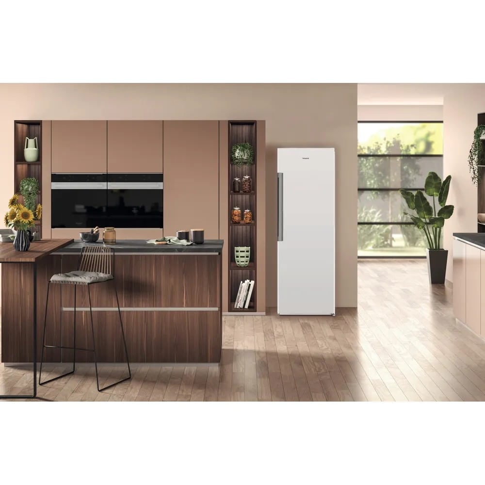 Hotpoint SH6A2QWRUK E Energy, 60cm, 167cm, 322L, Direct Cooling, Tall Larder, Active Fresh, Fresh Zo - Image 8